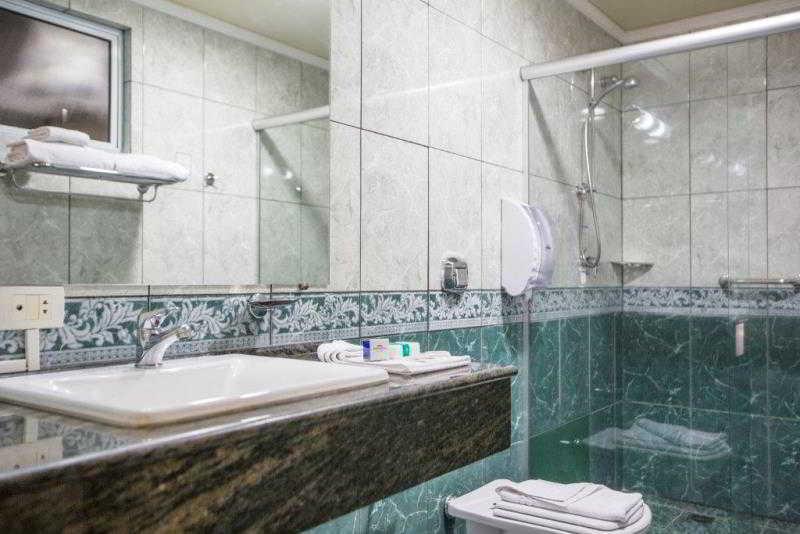 Astron Suites Sao Jose Dos Pinhais By Nobile Exteriér fotografie